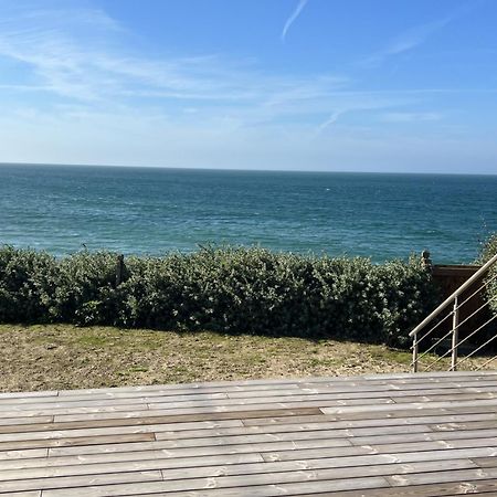 Le Bruit Des Vagues Villa Les Pieux Exterior photo