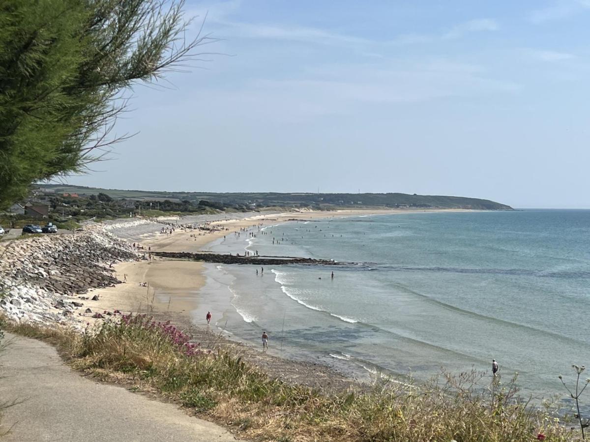 Le Bruit Des Vagues Villa Les Pieux Exterior photo